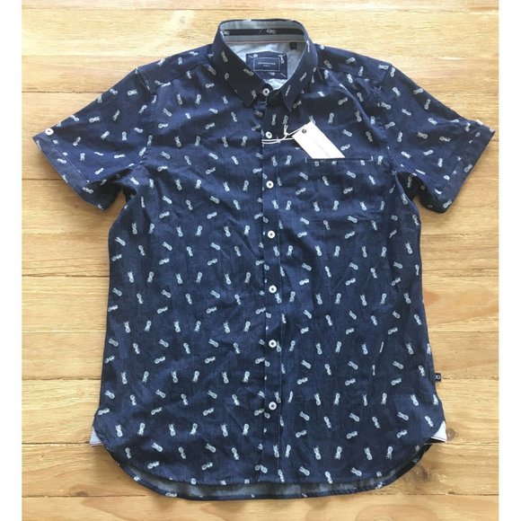 7 Diamonds Mens Short Sleeve Button Up Shirt Navy Pineapple Print Size Small - Picture 1 of 5